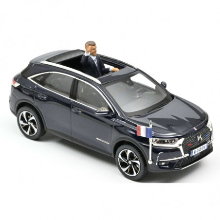 CITROEN DS 7 CROSSBACK PRESIDENTIEL 2017 AVEC FIGURINE DU PRESIDENT DE LA REPUBLIQUE EMMANUEL MACRON 1/43 NOREV 1