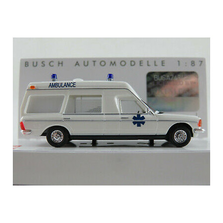 Miniature MERCEDES BENZ VF123 AMBULANCE 1/87 BUSCH