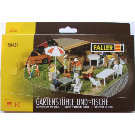 1/87 FALLER CHAISES + TABLES DE JARDIN 1