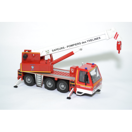 CAMION GRUE SAPEURS POMPIERS 78 YVELINES 1/43 BURAGO