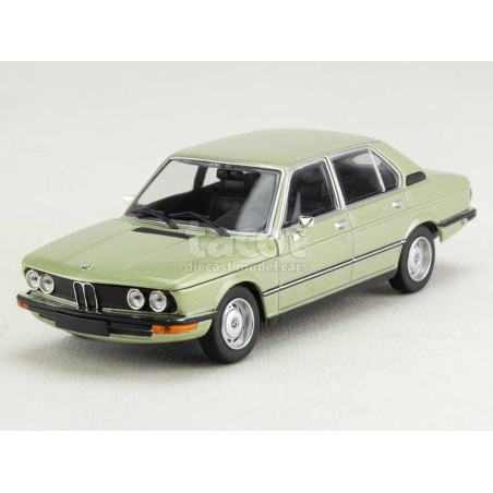 BMW 520 E12 1972 1/43 MAXICHAMPS